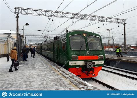  《Moscow-Petushki》: 一趟穿越時空的鐵路之旅，揭示俄羅斯社會的脈動